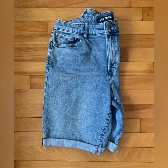 High Rise Cuffed Jean Shorts - Picture 4 of 5